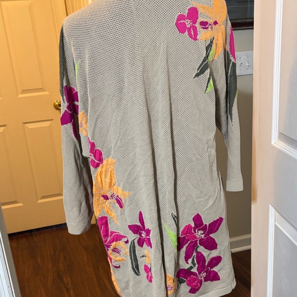 Chico's Beige Floral Cardigan - Picture 5 of 5